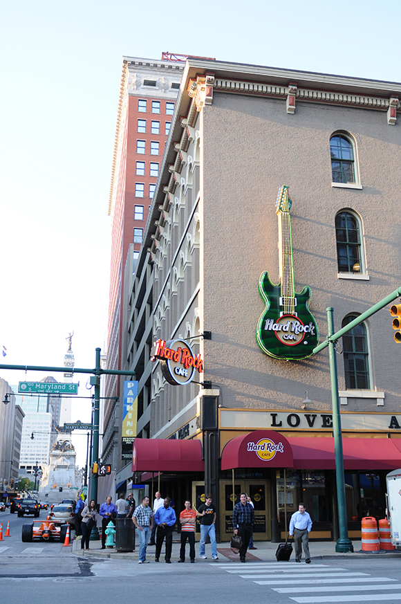 Hard-Rock-Cafe-Indianapolis-02